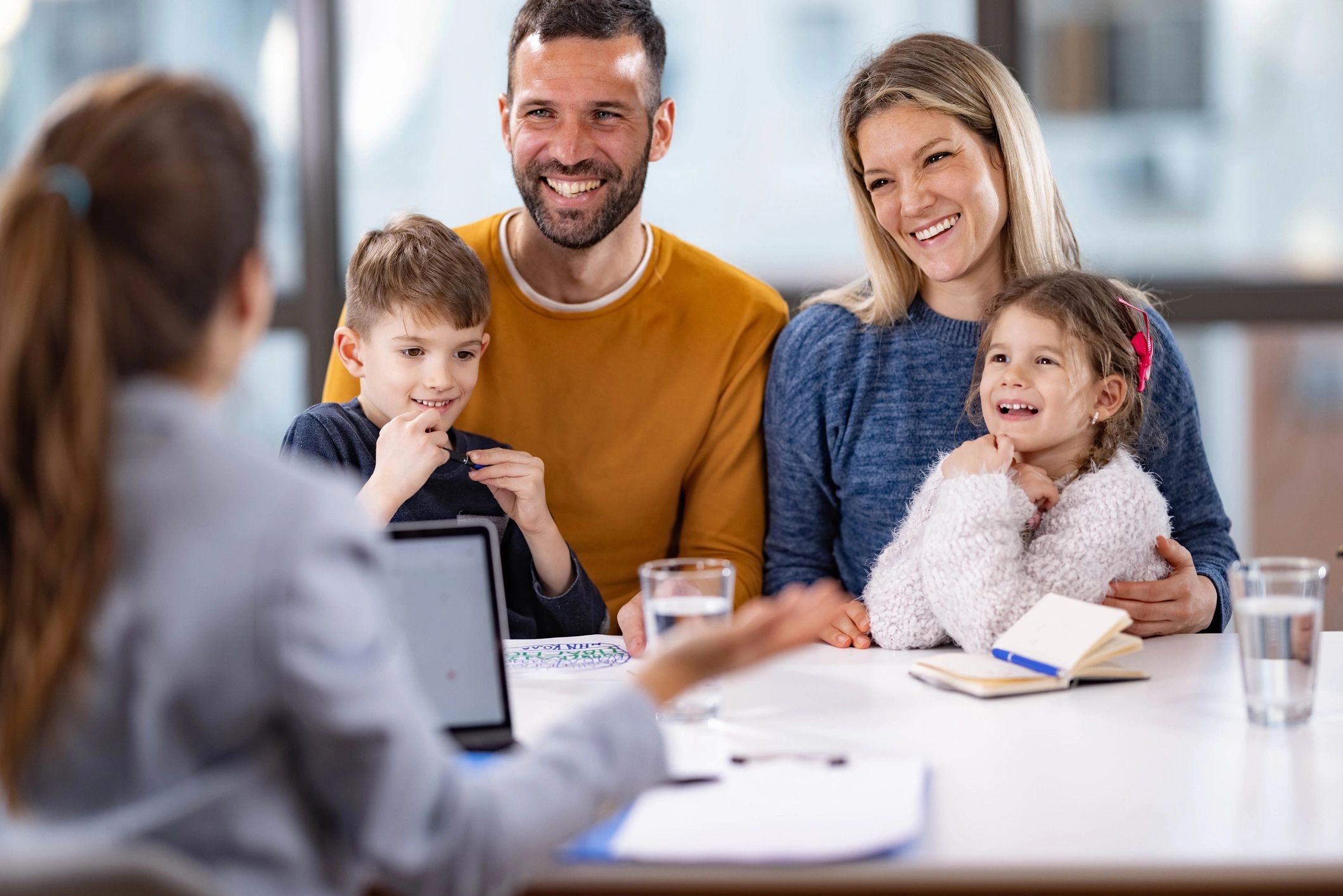 Family meeting with an advisor about protection planning